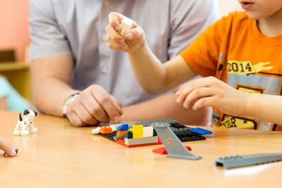 Во что играют в детсадах Петербурга: обзор закупок