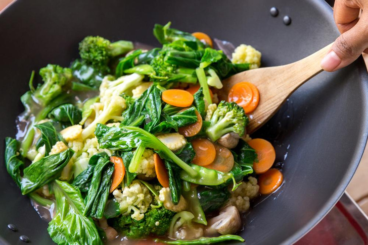Варите, жарьте, запекайте: как готовить овощи, чтобы они оставались полезными