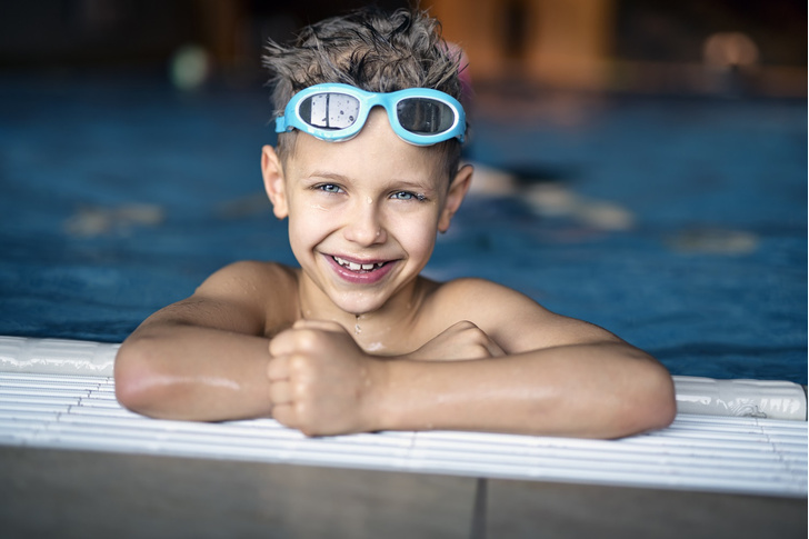 7 веских причин отдать ребенка на плавание