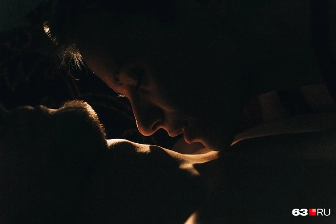 Задействуйте в интимной жизни все пять органов чувств. Это сблизит вас с партнером | Источник: Роман Данилкин / 63.RU