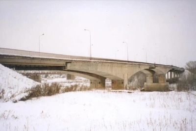 В Уфе рыбак провалился под лёд у моста