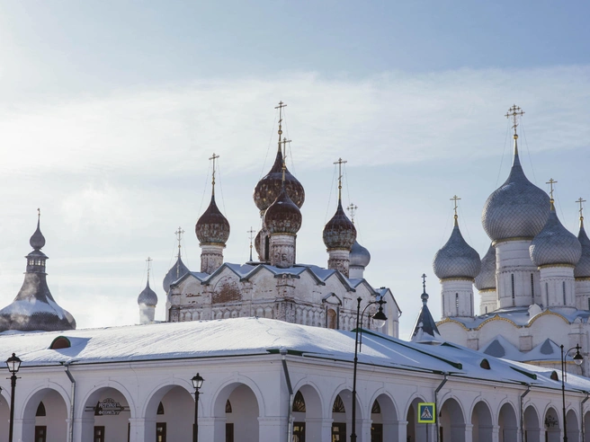 Вид демонстрирует живописную красоту города. | Источник: Артем Бауман / 76.RU