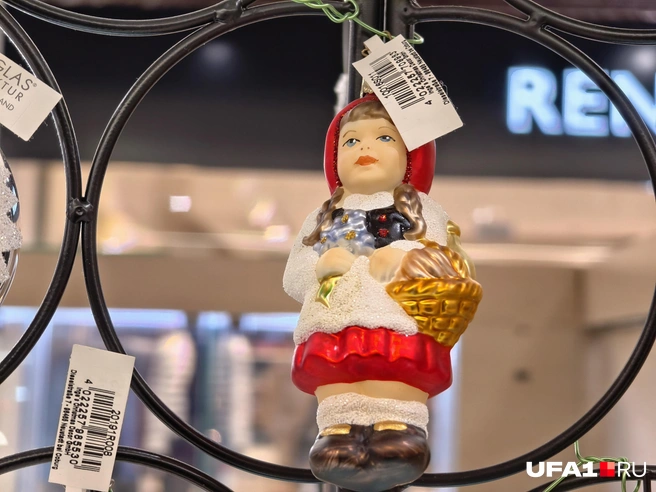 Надменный взгляд у нее, конечно | Источник: Булат Салихов / UFA1.RU