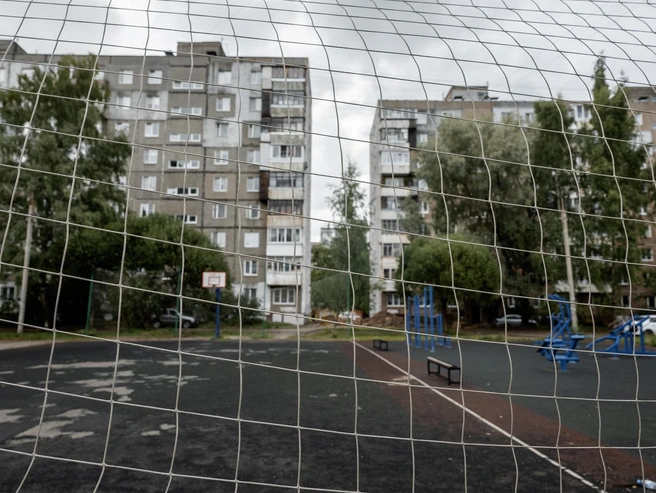 Однако дворы вокруг затронуло современное благоустройство | Источник: Александр Куренной / 76.RU