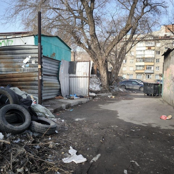 Судя по этому снимку, Анна и ее соседи тоже вскоре могут снять на собственной помойке работу пожарных | Источник: читательница НГС Анна