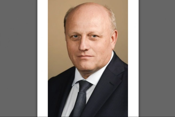 Вице-губернатор Ленобласти заявил, что семьи не заводят детей до 40 лет из-за установок из телевизора | Источник: пресс-служба правительства Ленобласти