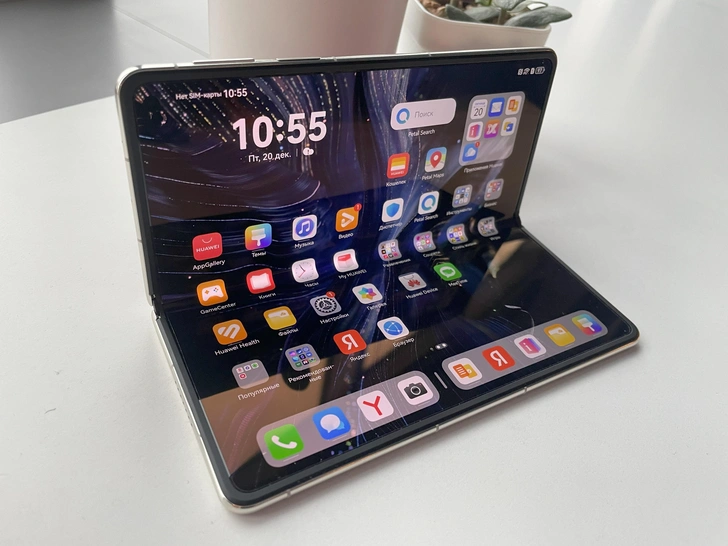 HUAWEI Mate X6