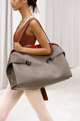 Ferragamo ss25 | Источник: Legion Media