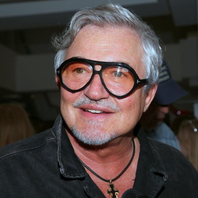 Дмитрия Диброва засудили за оголенное достоинство: расторгли контракт и требовали 6 миллионов за ущерб