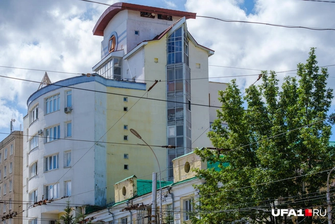 Причудливые дома тоже встречаются | Источник: Булат Салихов / UFA1.RU