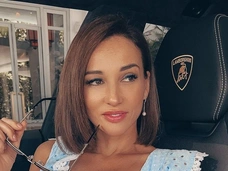 Анфиса Чехова раскрыла, как нещадно фотошопила жир