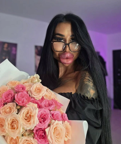 Карина Иванова | www.starhit.ru