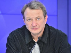 Суд обязал Марата Башарова выплачивать алименты на сына от Елизаветы Шевырковой