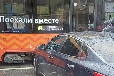 Авария с трамваем во Втузгородке