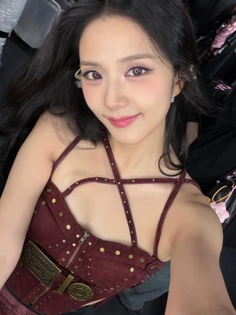 Источник: @sooyaaa__