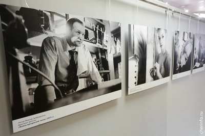 В Череповце открылась фотовыставка к 90-летию Говорухина