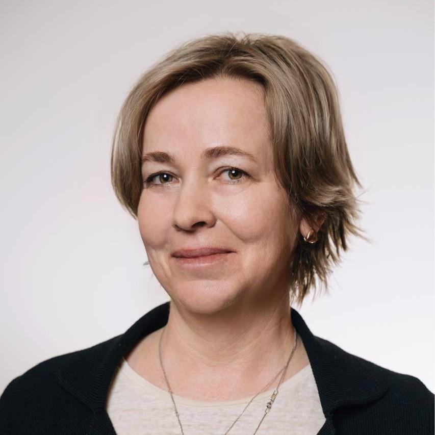 <p>Елена Безбожная</p>