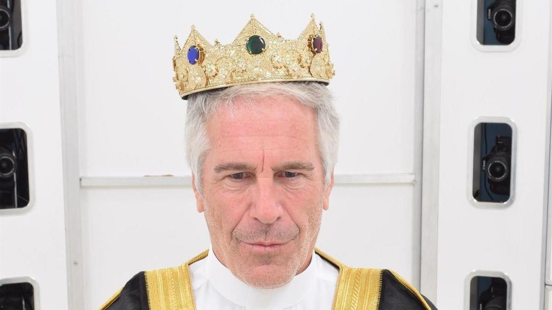 Детектив, расследующий дело Эпштейна, уверен, что он жив&nbsp;&mdash; и вот почему