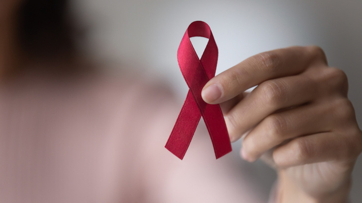 «Медперсонал шептался, что я нечистая»: три истории о жизни с ВИЧ в России