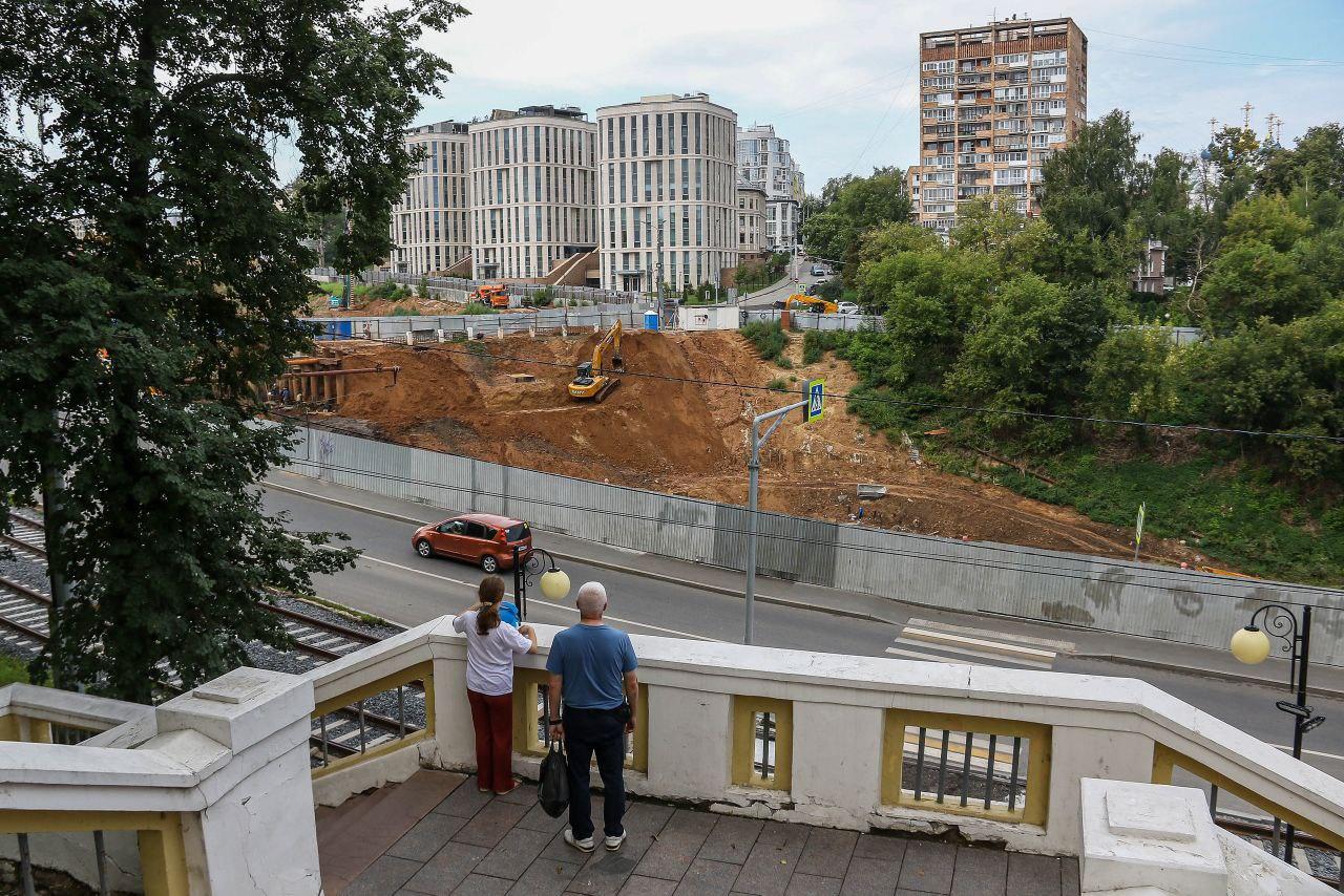 Новый мост через Почаинский овраг в Нижнем Новгороде готовят к сборке — когда его хотят открыть
