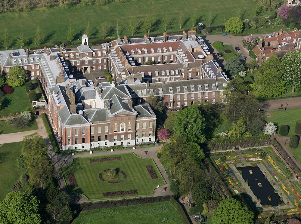 Королевское общежитие: кто-кто в Кенсингтоне живет? | marieclaire.ru