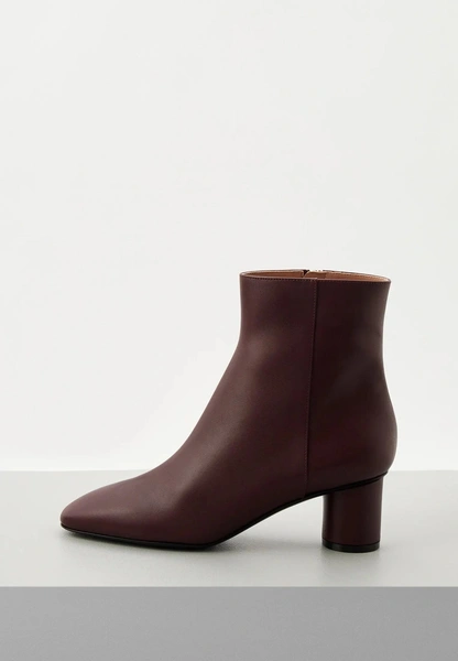 Как стилизовать Black Cherry&nbsp;&mdash; самый модный оттенок сезона