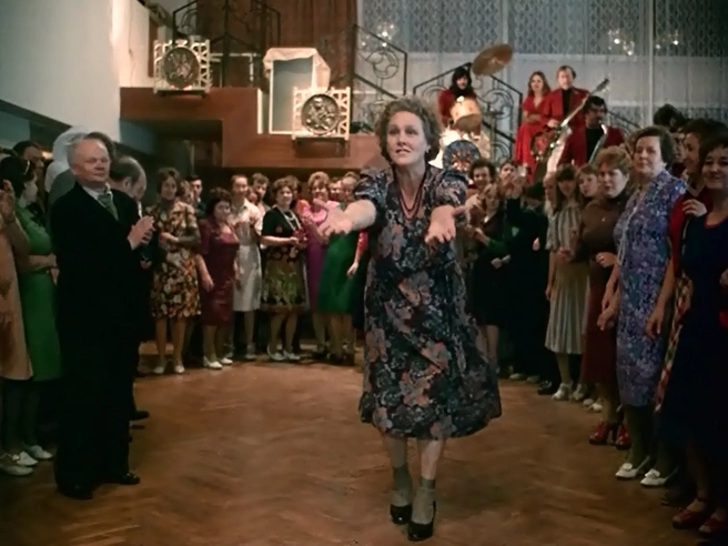 Одна из лучших ролей была сыграна Нонной Мордюковой в фильме Никиты Михалкова «Родня» | Источник: Кадр из фильма «Родня», 1981 год