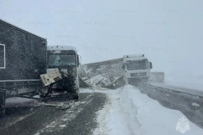 Многокилометровые заторы на трассе М-4 Дон из-за аварий