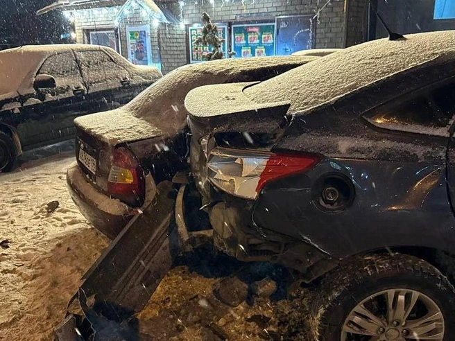 В Екатеринбурге водитель скрылся с места ДТП | Источник: читатель E1.RU