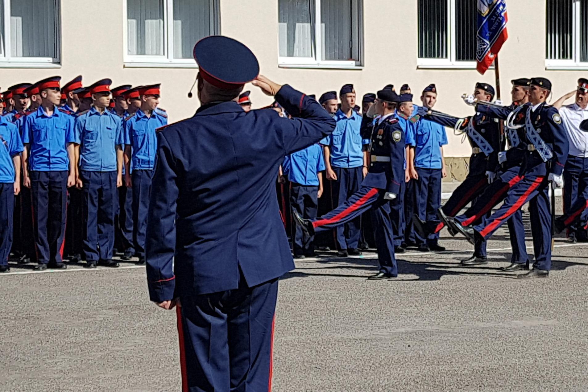 Директор казачьего корпуса на Дону встретился с отцом избитого кадета  Алексея Маринца - 19 ноября 2023 - 161.ру