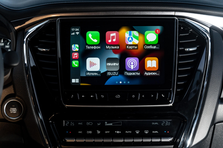Apple CarPlay дают по воздуху, Android Auto по проводу