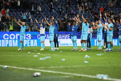 Бутылки и потасовка после матча Зенит — Спартак