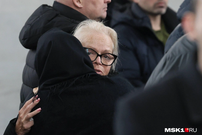 Лариса Долина призналась, что Олейников стал для нее хорошим другом | Источник: Артем Устюжанин / MSK1.RU