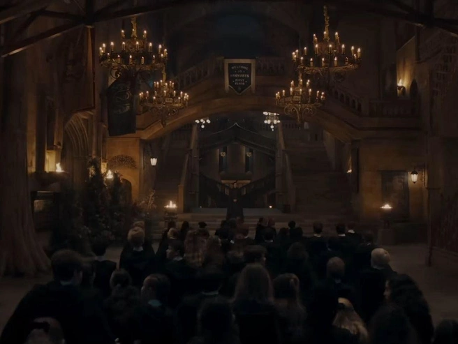 Сцены из сериала выглядят знакомо для зрителей | Источник: HBO Max Nordic / YouTube