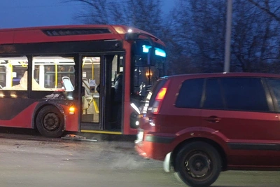 ДТП с троллейбусом «Адмирал» на Маратовском кольце