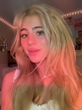 Messy Girl | Источник: TikTok
