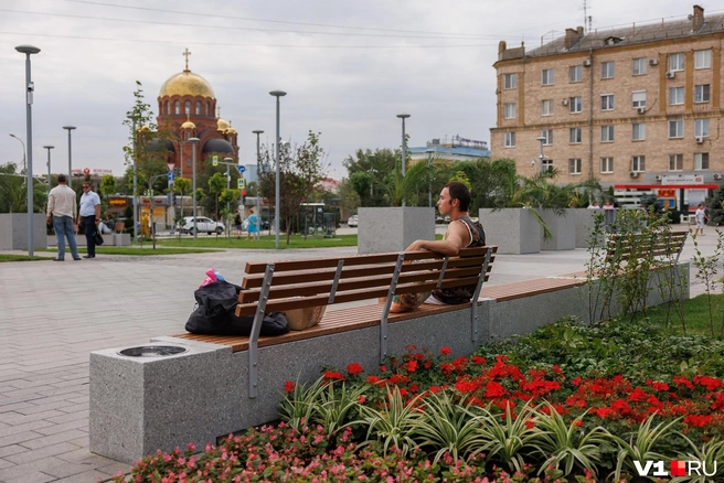 Как говорится, посидеть на дорожку | Источник: Алексей Волхонский / V1.RU