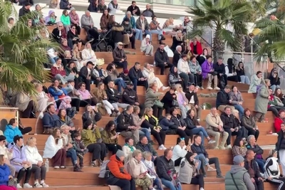 Сочи перегружен: туристы столкнулись с очередями и толпами