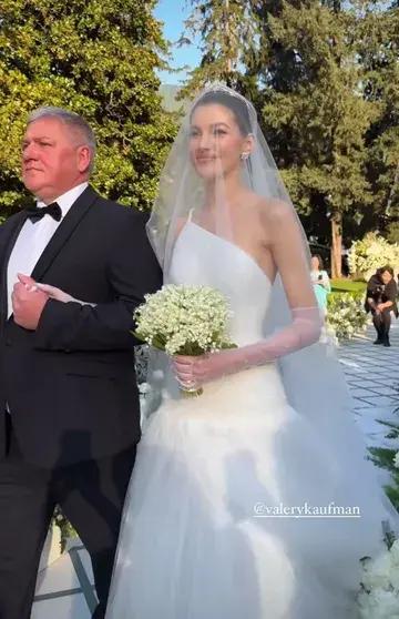 Бывшая девушка Джареда Лето, российская модель Валерия Кауфман, вышла замуж за миллиардера
