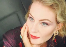 Рената Литвинова рассказала о счастливой жизни в Париже