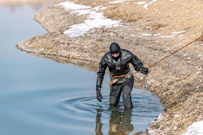 Тело школьницы, провалившейся под лед в Междуреченске, нашли водолазы
