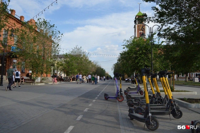 Самокаты на Советской | Источник: Анастасия Баринова / 56.RU