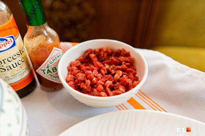 Пастереллез может сохраниться даже в замороженном мясе | Источник: Максим Бутусов / E1.RU