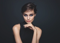 Лума Грот стала посланницей красоты L’Oreal Paris