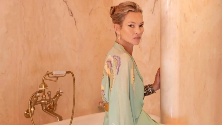 Бери и делай: мраморная ванная как у Кейт Мосс | Источник: Файза Сакиб