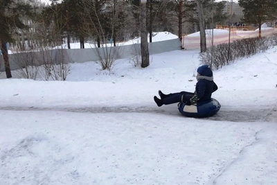 11-летний мальчик погиб, катаясь на ватрушке в Подмосковье