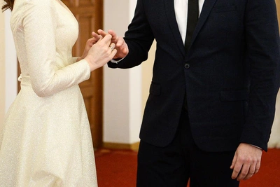 «Черные вдовы» в Свердловской области: фиктивные браки с бойцами