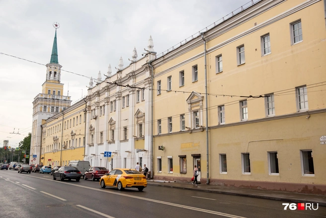 В середине июля фасад будет обновлен | Источник: Кирилл Поверинов / 76.RU