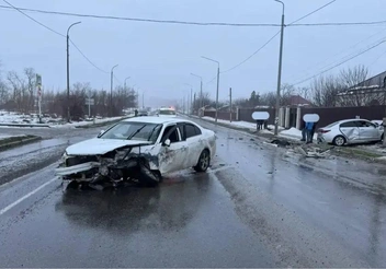Пострадали оба водителя и два несовершеннолетних пассажира | Источник: Госавтоинспекция Ставропольского края