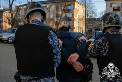 Грабеж в кировском магазине пресекли росгвардейцы